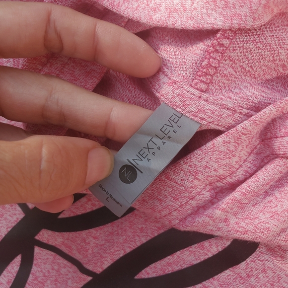 Size L Next Level women's hooded T-shirt - Picture 3 of 4